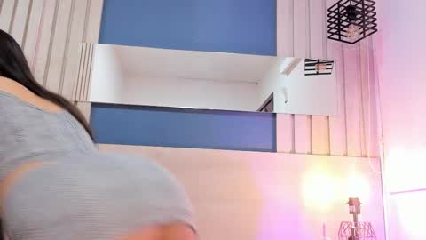 Snapshot of soficandy_ chatting on October 6, 2025, 12:24 pm soficandy_ online show from October 6, 2025, 12:24 pm