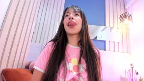 Snapshot of soficandy_ chatting on October 7, 2025, 11:51 am soficandy_ online show from October 7, 2025, 11:51 am