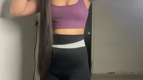 Snapshot of sofie_diva chatting on October 16, 2025, 6:09 pm divya online show from October 16, 2025, 6:09 pm