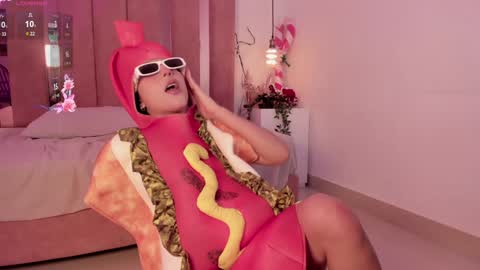 Sofie online show from December 31, 2024, 6:13 pm