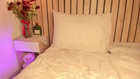 Sofie online show from October 11, 2025, 12:32 am