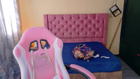 Snapshot of sofii_cute01 chatting on January 19, 2026, 2:21 pm sofii_cute01 online show from January 19, 2026, 2:21 pm