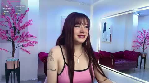 Sofi  online show from September 24, 2025, 8:45 pm