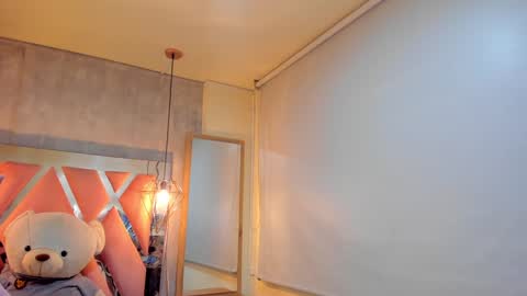 Snapshot of sofii_miller_ chatting on January 25, 2025, 1:10 am online show from January 25, 2025, 1:10 am