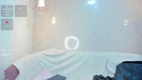 Snapshot of sofii_miller_ chatting on February 13, 2025, 6:16 pm online show from February 13, 2025, 6:16 pm