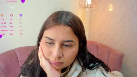 Snapshot of sofii_miller_ chatting on February 27, 2025, 12:02 pm online show from February 27, 2025, 12:02 pm