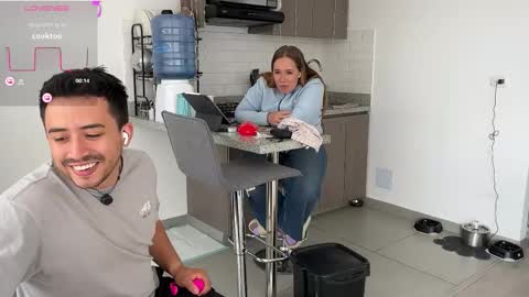 sofii_n_diego online show from February 17, 2026, 7:42 pm