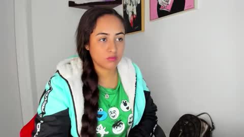 sofiia rodriguez online show from October 4, 2025, 12:36 pm