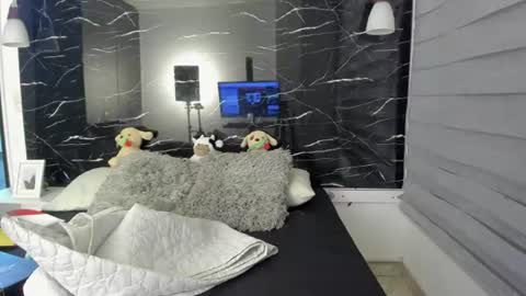 Sofia online show from June 24, 2026, 4:11 am