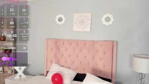 Sofi agudelo online show from February 15, 2025, 6:44 am