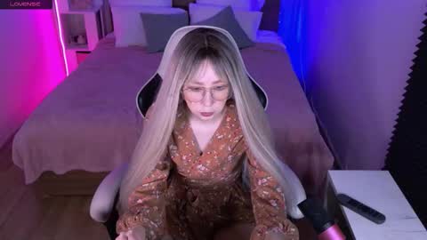 Sofia online show from October 10, 2025, 4:22 am