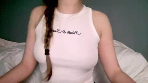 Snapshot of sofinovvak chatting on June 26, 2026, 3:27 pm Sofi online show from June 26, 2026, 3:27 pm