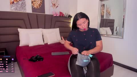      online show from January 21, 2025, 11:24 am