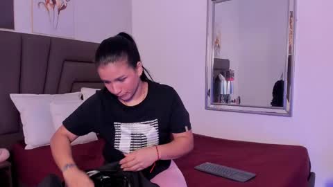      online show from October 17, 2025, 11:24 am