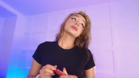 Snapshot of sofly_s chatting on June 30, 2026, 11:55 am Sofi online show from June 30, 2026, 11:55 am