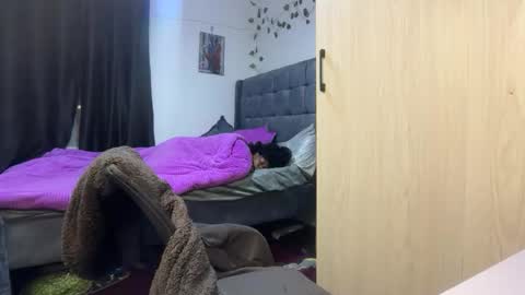 soft_nicole online show from February 24, 2026, 5:44 pm