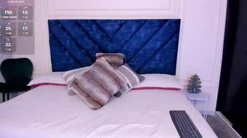 Snapshot of soft_seduction chatting on November 4, 2025, 2:10 am Marcela online show from November 4, 2025, 2:10 am