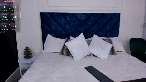 Snapshot of soft_seduction chatting on December 5, 2025, 3:15 am Marcela online show from December 5, 2025, 3:15 am