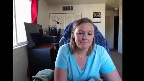 Rose online show from November 4, 2025, 8:52 pm