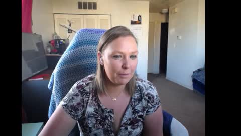 Rose online show from December 15, 2025, 8:24 pm