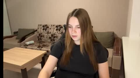 Anna online show from March 25, 2026, 6:03 pm