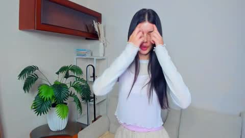 Alice online show from October 14, 2025, 7:09 am