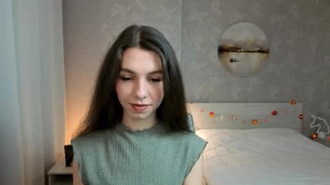 Kelly online show from November 5, 2025, 3:34 pm