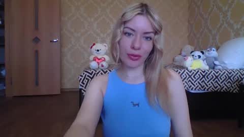 softy_aura online show from April 29, 2026, 11:47 am