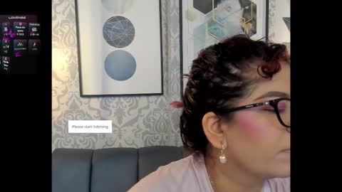 Sol Angel online show from September 22, 2025, 12:18 pm