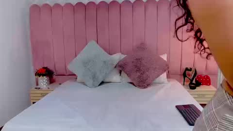 Snapshot of sol_midelton chatting on March 13, 2026, 2:34 pm sol_midelton online show from March 13, 2026, 2:34 pm