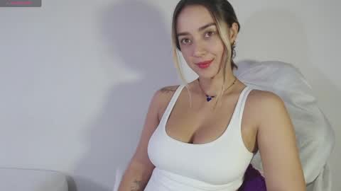 Snapshot of sol_rous chatting on April 17, 2026, 1:03 pm online show from April 17, 2026, 1:03 pm