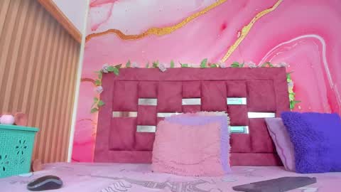 Sol online show from April 15, 2026, 6:48 pm