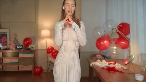 Snapshot of solar_bella chatting on February 14, 2025, 3:05 pm Bella online show from February 14, 2025, 3:05 pm