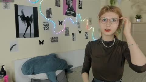 Snapshot of solarmyst chatting on February 27, 2026, 6:35 am Nana online show from February 27, 2026, 6:35 am