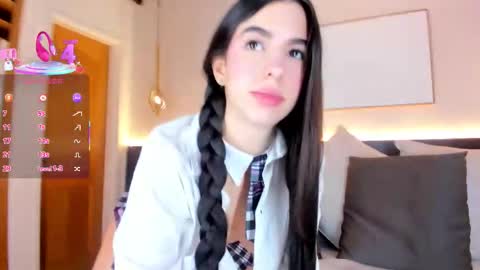 Sol Avelar online show from October 23, 2025, 3:50 am