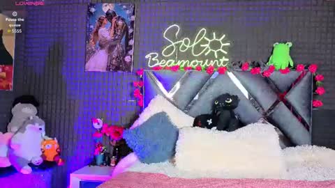 Sol  online show from August 4, 2026, 8:33 pm