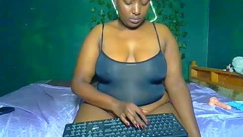 Solly bunny online show from May 17, 2026, 1:25 am