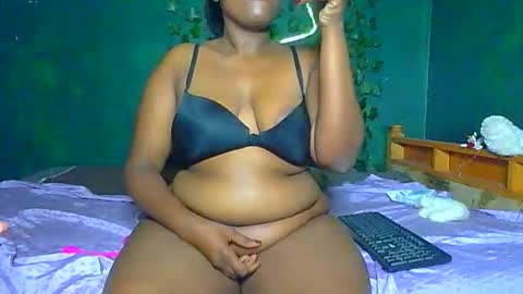 Solly bunny online show from May 19, 2026, 3:24 am