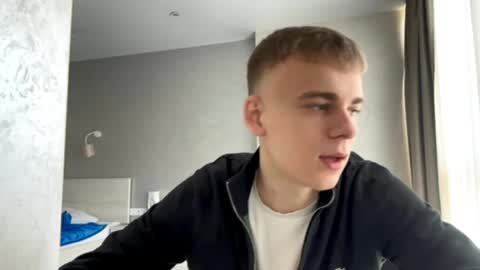 Jett online show from April 13, 2026, 9:59 am