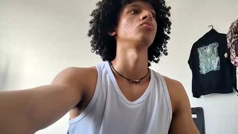 Hi Im Weller Check my Bio  online show from March 1, 2026, 9:28 pm