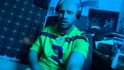 Snapshot of son_e_blacc chatting on January 25, 2025, 11:02 am Soni online show from January 25, 2025, 11:02 am