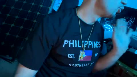 Snapshot of son_e_blacc chatting on February 11, 2025, 6:01 pm Soni online show from February 11, 2025, 6:01 pm