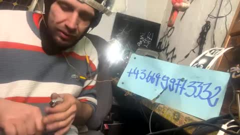 Snapshot of son_e_blacc chatting on February 22, 2025, 9:59 pm Soni online show from February 22, 2025, 9:59 pm