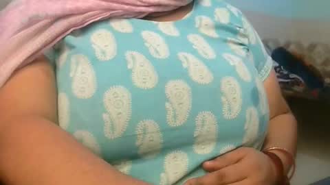 soni88888 online show from November 25, 2025, 5:18 am