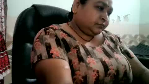 Snapshot of soni88888 chatting on July 14, 2026, 1:06 pm soni88888 online show from July 14, 2026, 1:06 pm