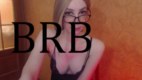 Snapshot of sonia209944 chatting on November 9, 2025, 6:28 pm sonia209944 online show from November 9, 2025, 6:28 pm