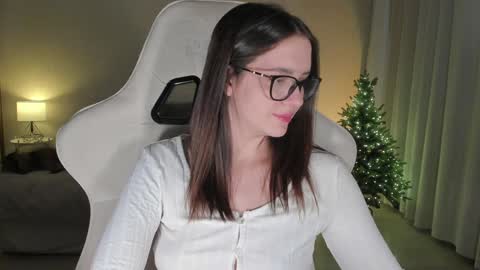 sonia_moon_ online show from December 21, 2024, 5:47 am