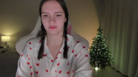 sonia_moon_ online show from January 6, 2025, 2:04 am