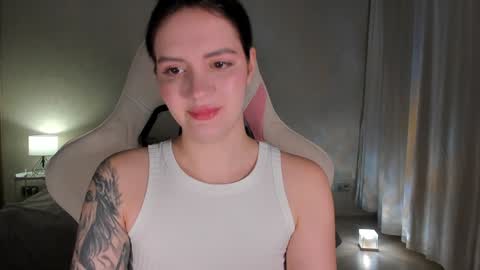 sonia_moon_ online show from January 24, 2025, 2:07 am
