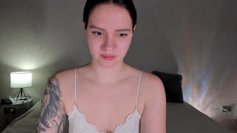 sonia_moon_ online show from February 1, 2025, 1:44 am